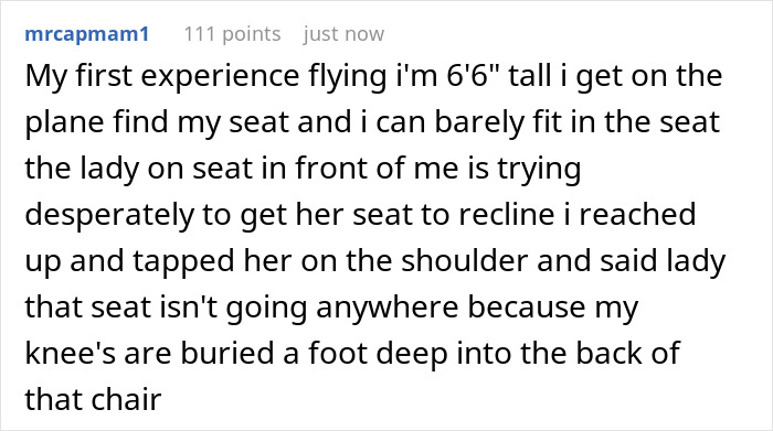 Netizens Applaud This Plane Passenger For Coming Up With The Perfect Revenge On People Who Keep Pulling On Their Seat When Standing Up