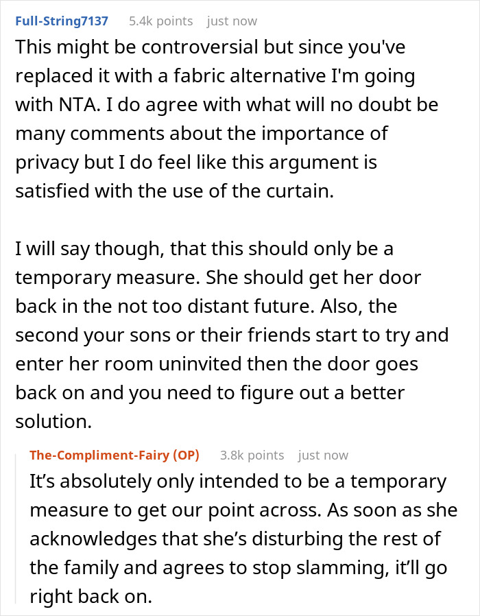 14-Year-Old Won’t Stop Slamming Her Bedroom Door And Parents Replace It With A Curtain, But She’s Not Having It 14-Year-Old Won’t Stop Slamming Her Bedroom Door And Parents Replace It With A Curtain, But She’s Not Having It
