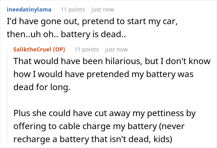 This Woman’s Idea Of Stealing Someone’s Parking Spot Backfires As The Owner Just Blocks Her Car, Making Her Wait For Almost 2 Hours This Woman’s Idea Of Stealing Someone’s Parking Spot Backfires As The Owner Just Blocks Her Car, Making Her Wait For Almost 2 Hours