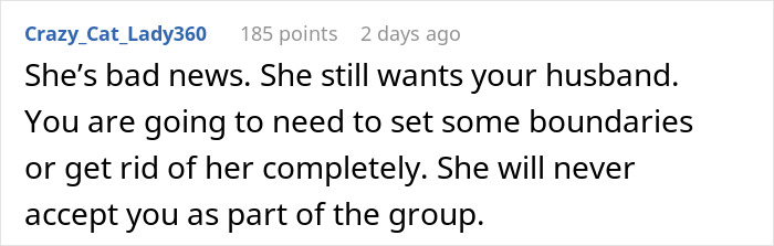 "One Of My Husband's Friends Made Me Uncomfortable At Our Wedding, But It's My Own Fault" "One Of My Husband's Friends Made Me Uncomfortable At Our Wedding, But It's My Own Fault"