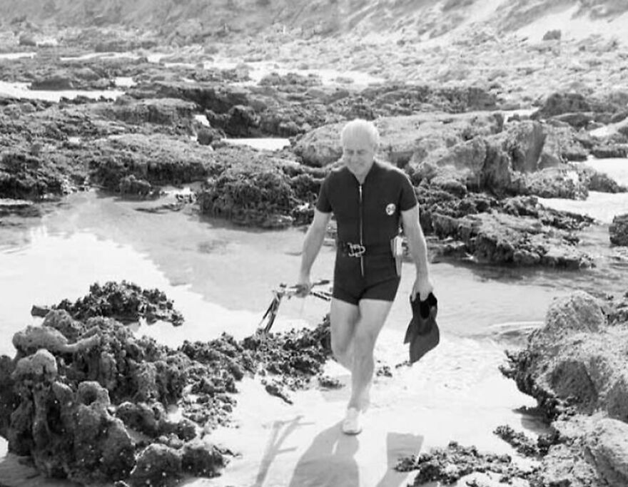 Harold Holt in 1966, preparing to go spearfishing near Portsea, Victoria