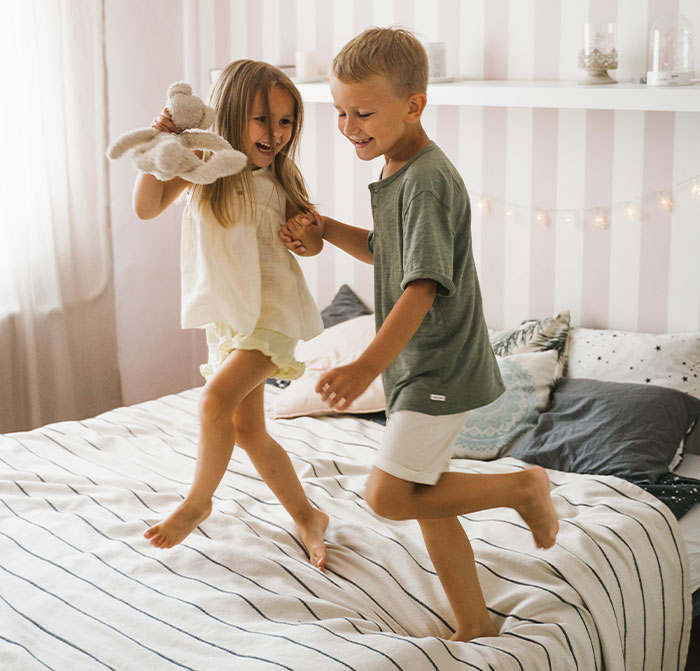 35 People Share Behaviors They Thought Were Normal Because Of Their Family But Realized Were Weird Later On In Life