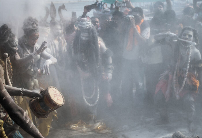 The Festival Of Ashes: Varanasi Masan Ki Holi 2023 (21 Pics)