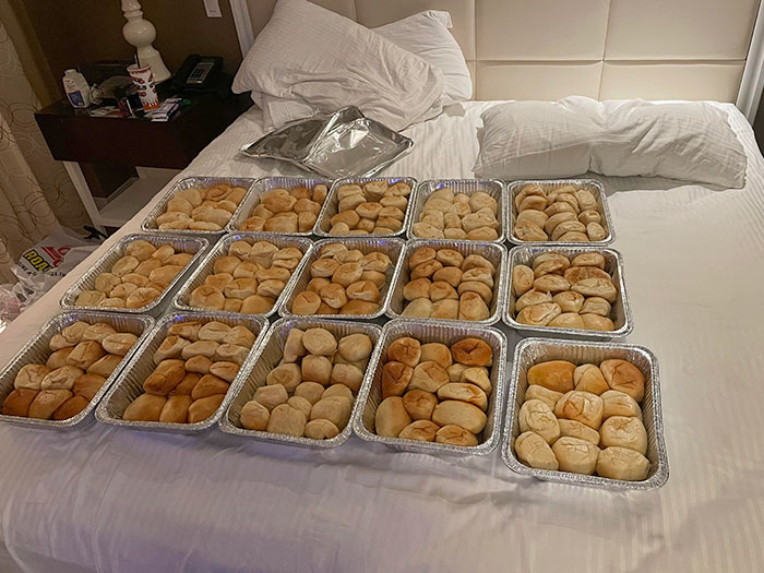 I Ordered 4 Sliders And Received 270 Bread Rolls. Such A Waste