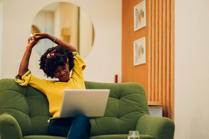 Joining Zoom Calls One Minute Late