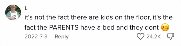 Family Of 12 Shows How They Manage To Travel In A 30-Foot Trailer And People Online Don't Approve Family Of 12 Shows How They Manage To Travel In A 30-Foot Trailer And People Online Don't Approve