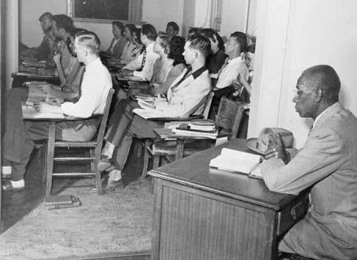 This Is George W. Mclaurin In 1948 Being Segregated From The Rest Of His University Class