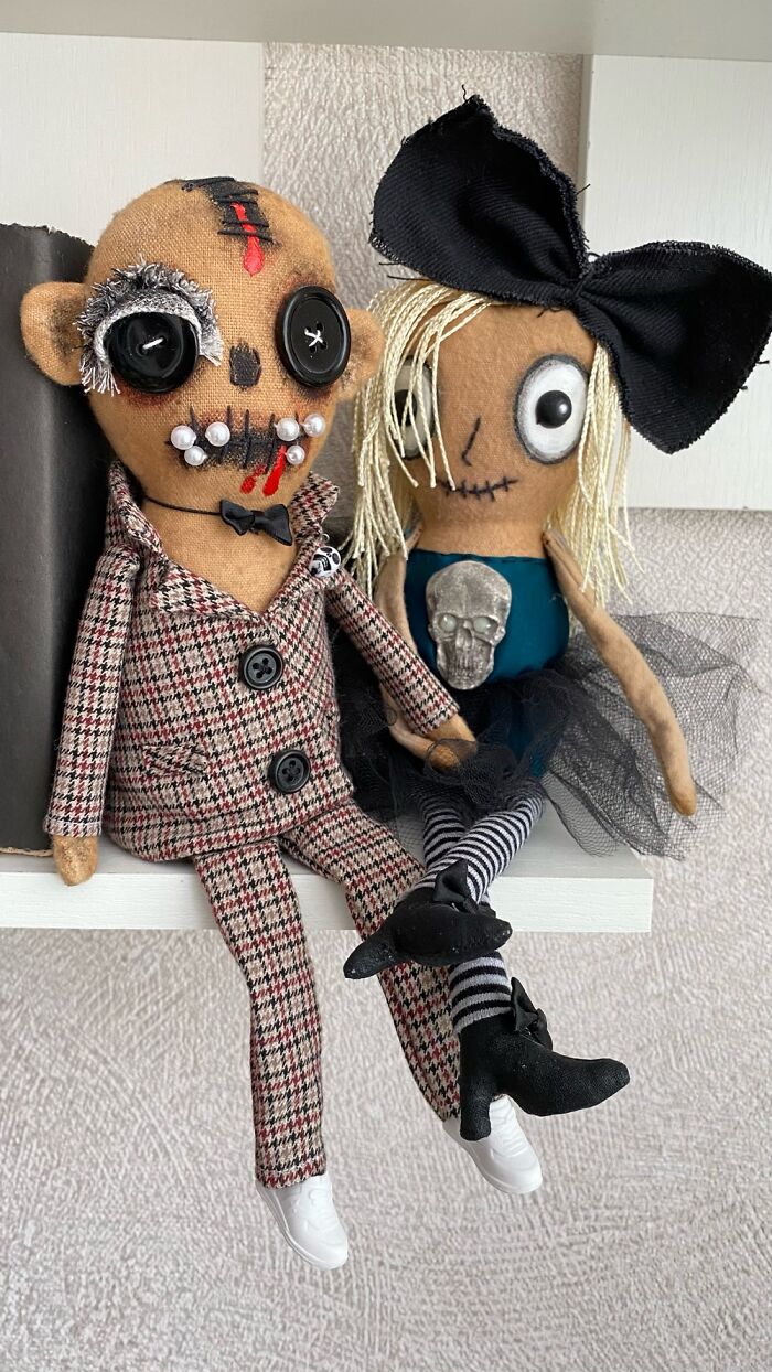 Creepy Cute Dolls. Shelf Decor. Halloween.