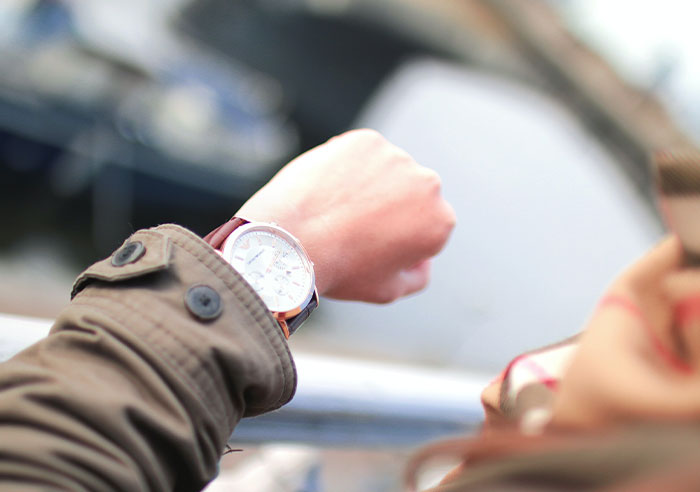 Jobseeker Is Disappointed That Their Interview Is 35 Minutes Late, Realizes The Recruiter Walked Past Him Several Times Jobseeker Is Disappointed That Their Interview Is 35 Minutes Late, Realizes The Recruiter Walked Past Him Several Times