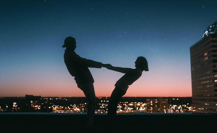 51 Tips On How To Make Friends As An Adult, As Shared By People In This Online Group