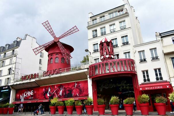 moulin-rouge-6405c16a4692f.jpg