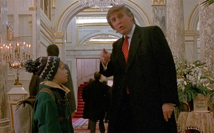 Donald Trump pointing direction in movie Home Alone 2: Lost in New York