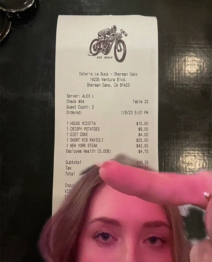 Woman Notices An "Employee Health" Charge On Her Bill, Learns She's Paying For Staff's Healthcare And Is Majorly Confused Woman Notices An "Employee Health" Charge On Her Bill, Learns She's Paying For Staff's Healthcare And Is Majorly Confused