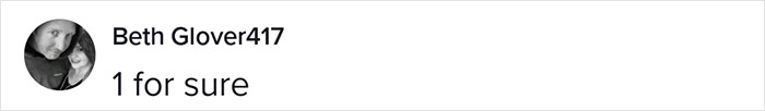 Woman Asks People Which Spoon Out Of These 2 They'd Choose, Sparks An Intense Debate Online Woman Asks People Which Spoon Out Of These 2 They'd Choose, Sparks An Intense Debate Online