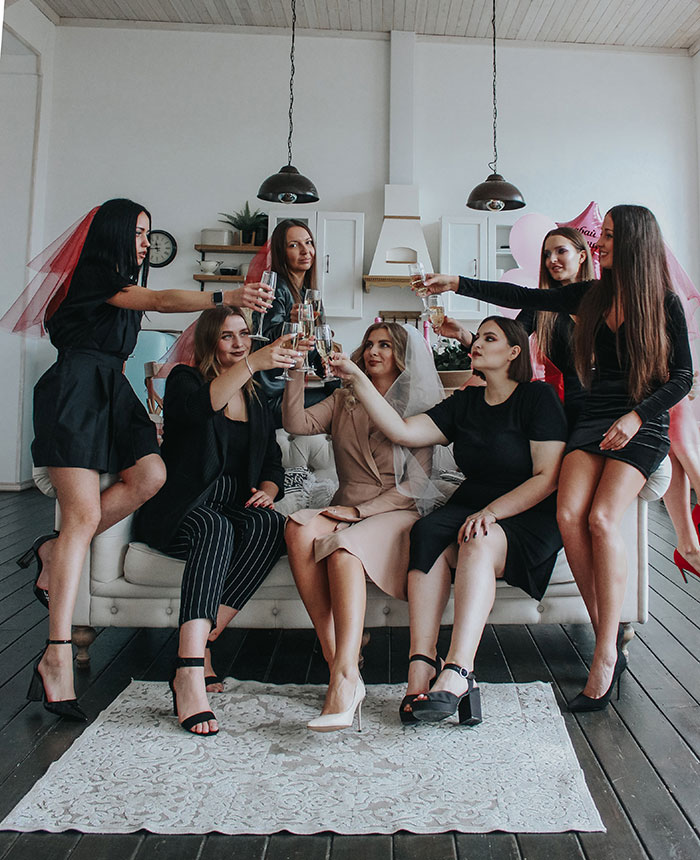 "The Bill Was Close To $1,000": Bride-To-Be Expects SIL To Cover The Entire Bachelorette Dinner, Gets A Reality Check Instead "The Bill Was Close To $1,000": Bride-To-Be Expects SIL To Cover The Entire Bachelorette Dinner, Gets A Reality Check Instead