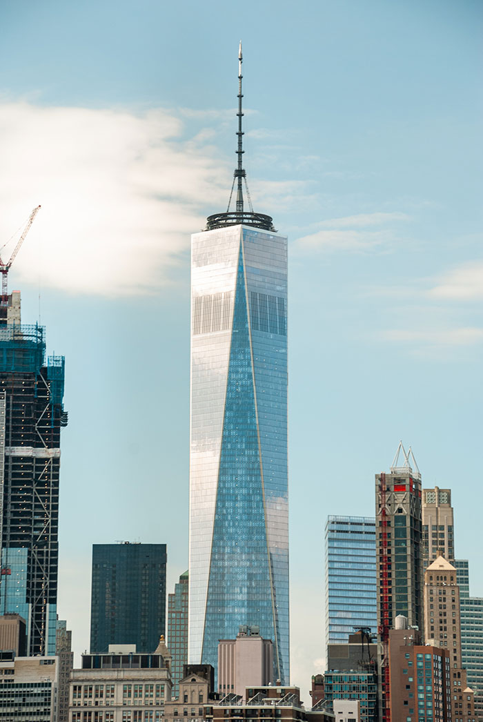 Picture of One World Trade Center near other buildings
