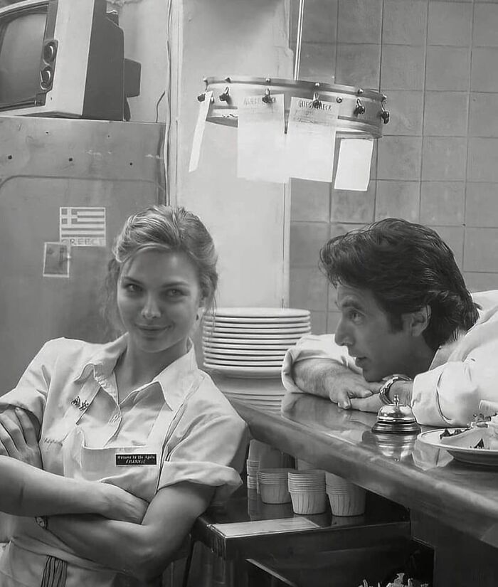 Michelle Pfeiffer And Al Pacino In Frankie And Johnny (1991)