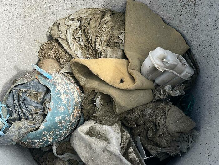 700kg Of Beach Trash Collected, And Counting (12 Pics)