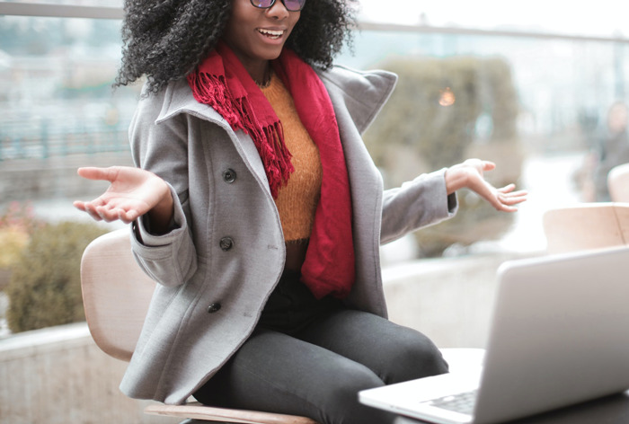 On The First Date, Man Expresses Some Pretty Concerning Opinions, Woman Realizes How Bad It Was Only At Home On The First Date, Man Expresses Some Pretty Concerning Opinions, Woman Realizes How Bad It Was Only At Home