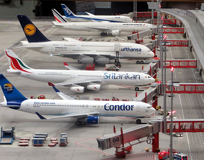 “I’ve Upgraded To First Class”: Woman Demands Passenger Who Paid For His Seat Move, Captain Decides To Lure Her Out Of The Plane And Leave Her Behind