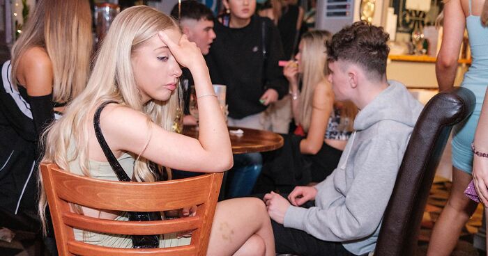 40 Honest Wedding Photos By Ian Weldon That Are As Funny As They Are Chaotic (New Pics)