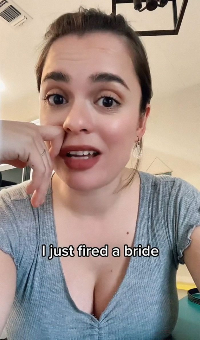 "No Honey, You Need To Find Another Planner": Wedding Planner Won't Take Orders From Homophobic Bride, Fires Her