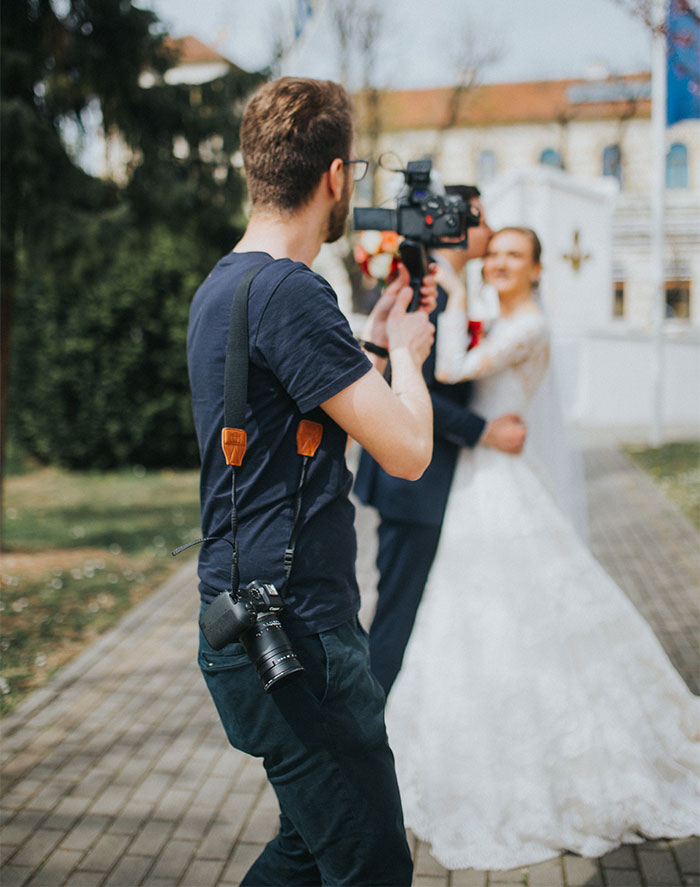 "No Honey, You Need To Find Another Planner": Wedding Planner Won't Take Orders From Homophobic Bride, Fires Her "No Honey, You Need To Find Another Planner": Wedding Planner Won't Take Orders From Homophobic Bride, Fires Her