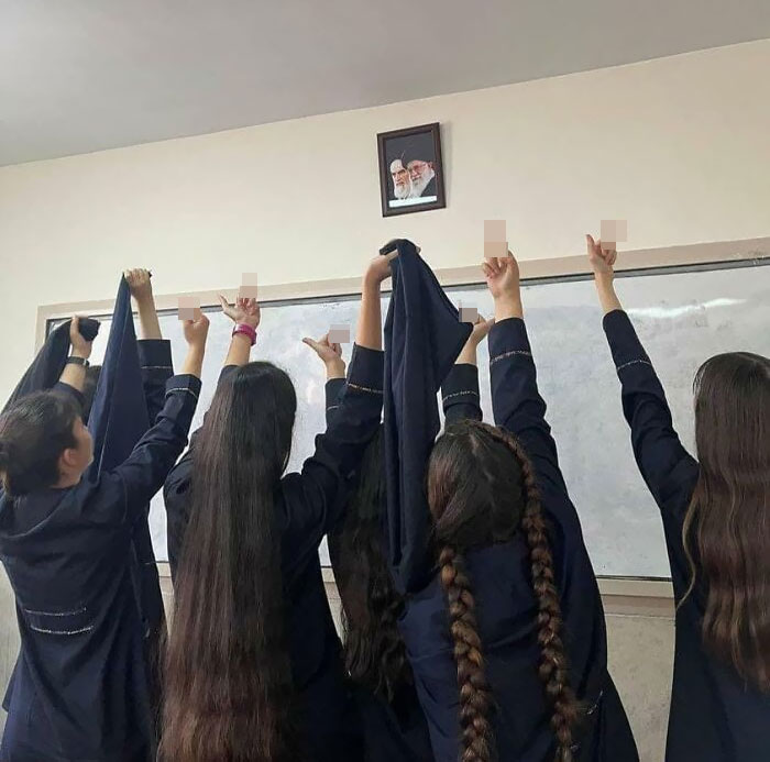 Chicas de bachillerato en Irán