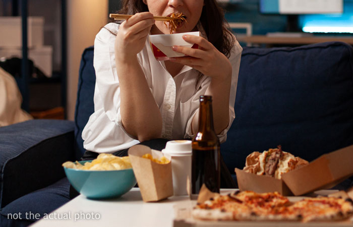 Mom Orders Takeout After Putting Kids To Bed After Having A Bad Day, Drama Ensues When Her Ex Finds Out