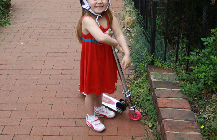 Dad Takes Heat For Standing Up To Neighborhood Bullies Who Threatened His 2-Year-Old Dad Takes Heat For Standing Up To Neighborhood Bullies Who Threatened His 2-Year-Old