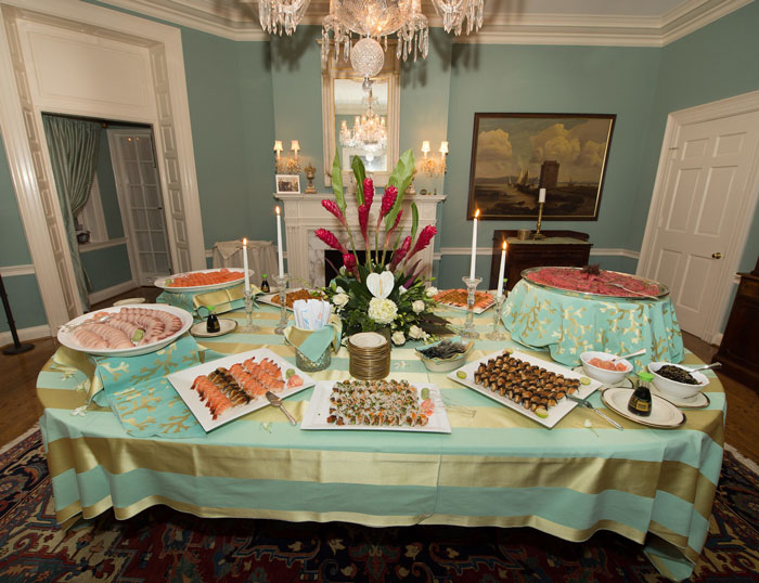 Woman Leaves Her Fiance's Birthday Party In Tears As His 16 Y.O. Daughter Played An Offensive Prank On Her Woman Leaves Her Fiance's Birthday Party In Tears As His 16 Y.O. Daughter Played An Offensive Prank On Her