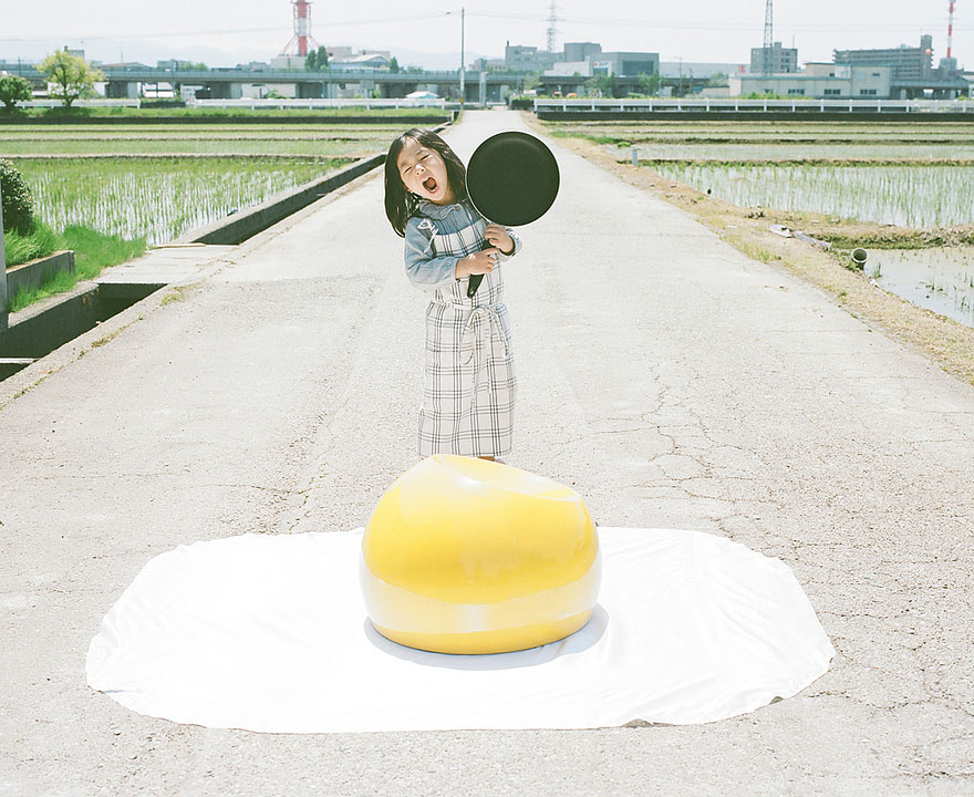 Japanese Photographer Takes Cutest Pictures Of His 4-Year-Old Daughter