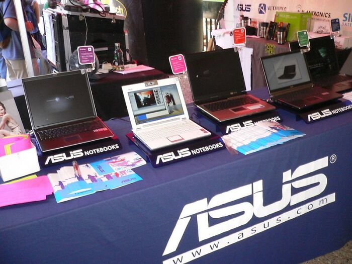 Street Smart Members Of This Online Group Share 30 Of The Most Important Pieces Of Advice They Know