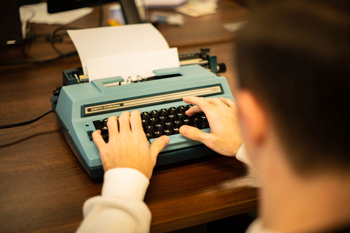 "Just Run The Ad Exactly As I Wrote It!": Newspaper Takes Heat From Election Candidate For Proofreading His Ad, Next Time Runs It Exactly As He Wrote It "Just Run The Ad Exactly As I Wrote It!": Newspaper Takes Heat From Election Candidate For Proofreading His Ad, Next Time Runs It Exactly As He Wrote It