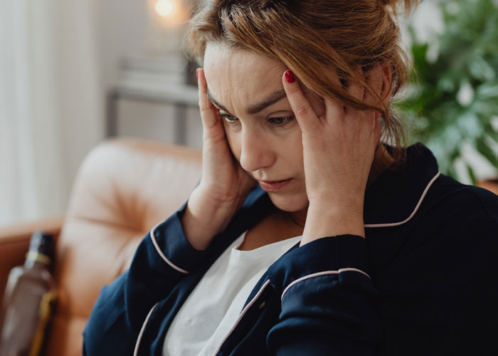 34 Subtle Red Flags That Indicate Someone Is A Bad Person