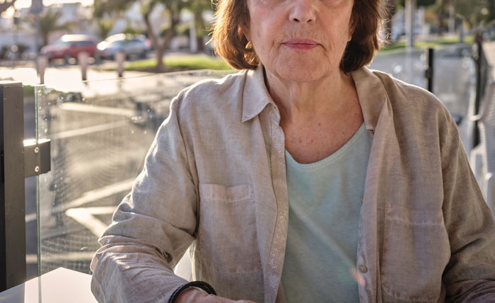 Woman Teaches Her Parents A Lesson By Turning Their “My Home, My Rules” Against Them Woman Teaches Her Parents A Lesson By Turning Their “My Home, My Rules” Against Them