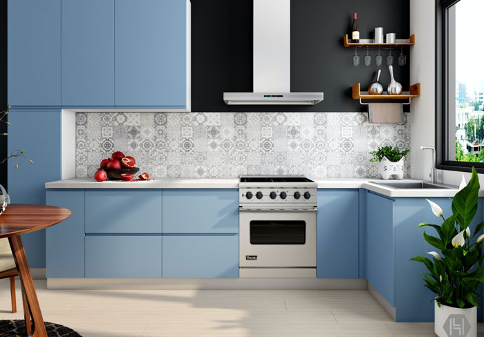 'Guestzilla' Walks Out After Being Confronted For Trying To Police Homeowner's Son 'Guestzilla' Walks Out After Being Confronted For Trying To Police Homeowner's Son