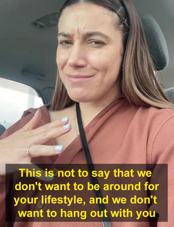 Woman Who Doesn’t Have Kids Gets Slammed By Parents After Revealing She Prefers To Be Friends With People Who Have A Similar Lifestyle Woman Who Doesn’t Have Kids Gets Slammed By Parents After Revealing She Prefers To Be Friends With People Who Have A Similar Lifestyle