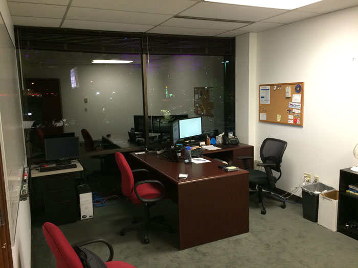 Person Avoids Coworker Who Stinks Of Cigarettes Until She Asks Why She Is Treated Differently, But Is “Crushed” By The Answer