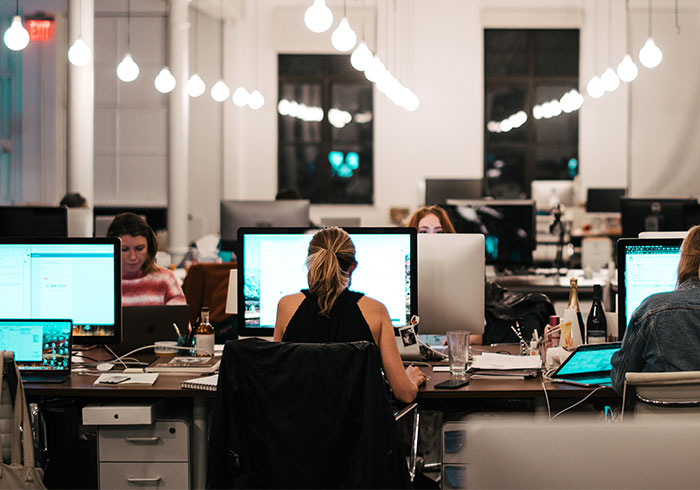 Company Breaks Promise That “Working From Home Would Be Permanent” And Workers Are Angry Company Breaks Promise That “Working From Home Would Be Permanent” And Workers Are Angry