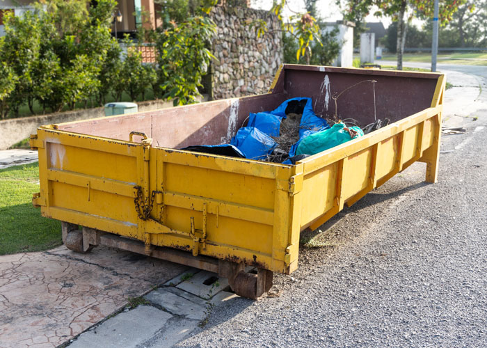 Neighbors Keep Parking In This Person’s Specially Reserved Spot, They Lose Patience And Call The Cops Neighbors Keep Parking In This Person’s Specially Reserved Spot, They Lose Patience And Call The Cops