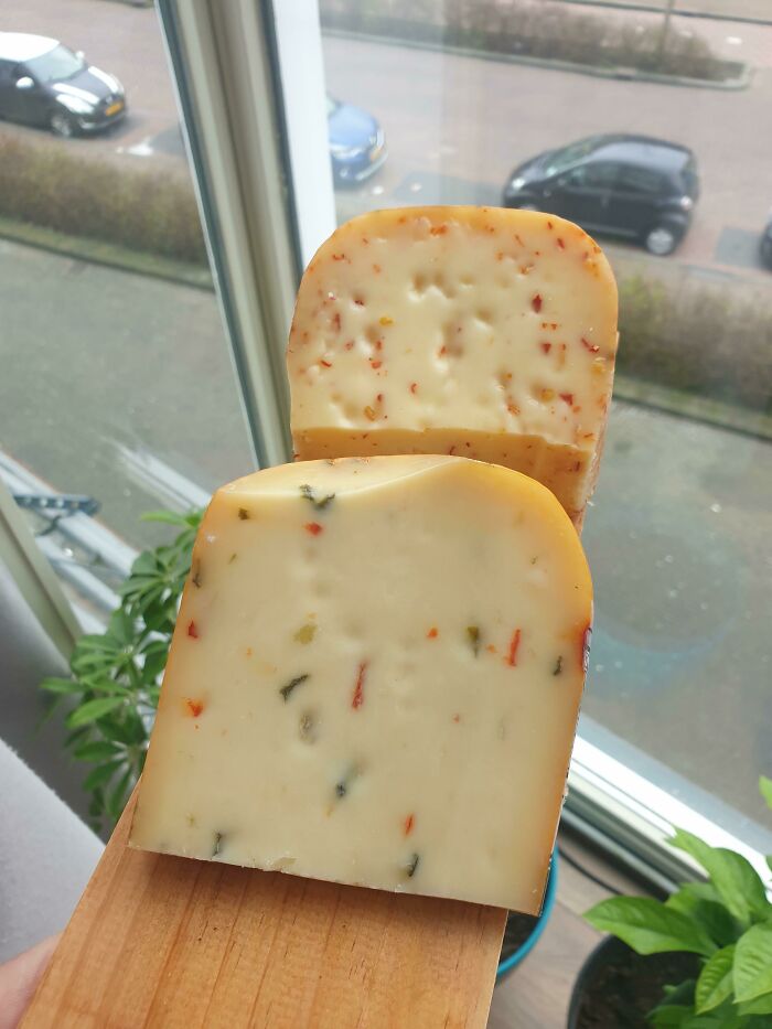 Dutch Farmers Gouda One With Sambal And Jalapeno