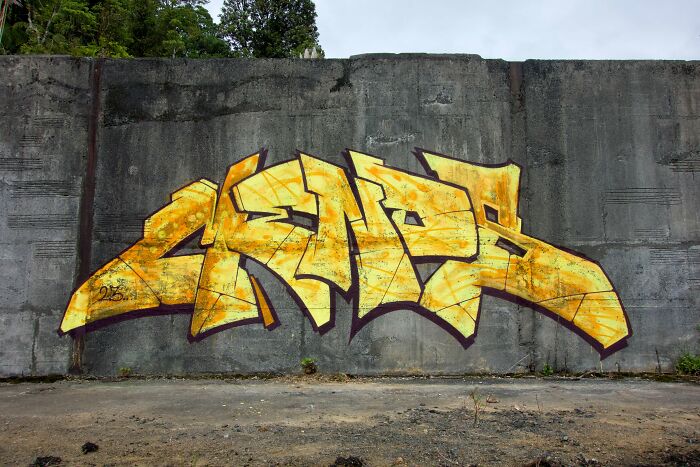 Raw Wall Graffiti