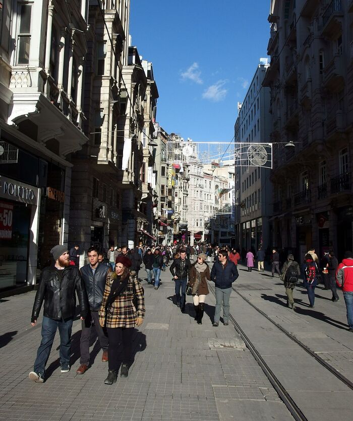 Istiklal Street: Istanbul, Turkey