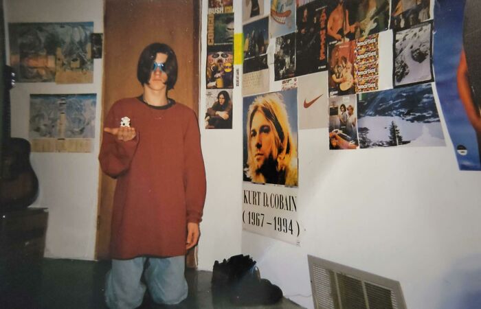 Yo alrededor de 1995. Creo que me creía Grunge o algo así 