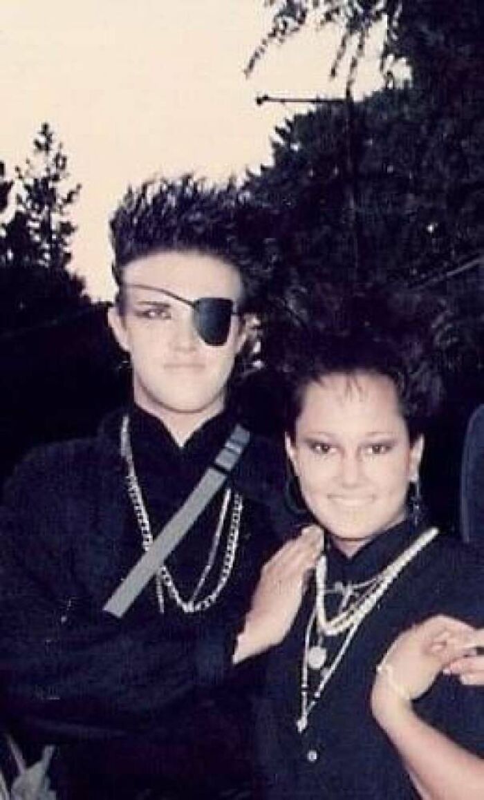 1985, I’m Mr.gender Bender Glam Goth And Club Scene Regular. The Whole Time I Secretly Listened To Thrash Music Lol. Will I Ever Live It Down?!