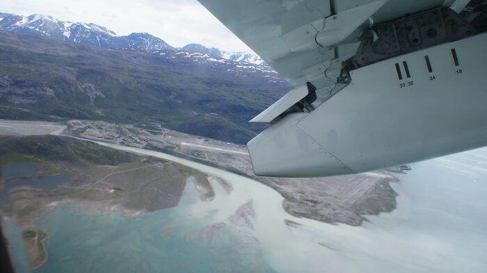 Picture of Plane flying into Narsarsuaq airport in Greenland