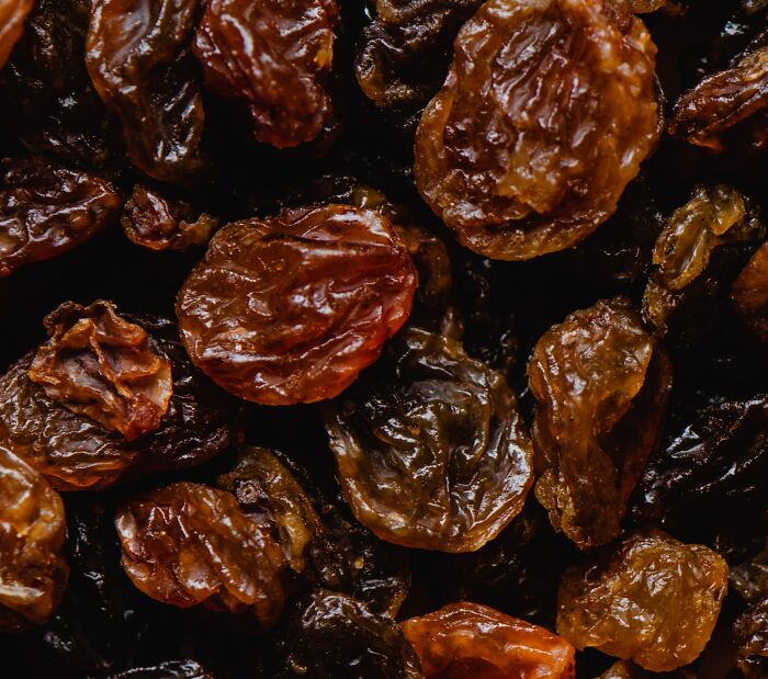 Bunch Of Raisins 