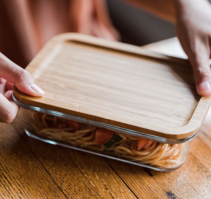 Food In The Container 