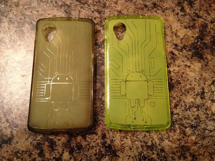 I Received Two Identical Cases For Christmas Last Year. This Is What 10½ Months Of Daily Use Looks Like
